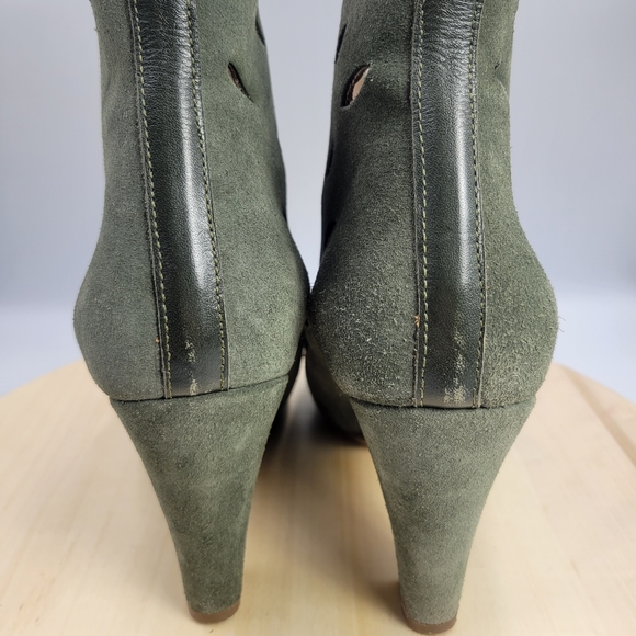 Surface to Air Perforated High Back Suede Platform Booties Womens Size EU 41 - Picture 5 of 15